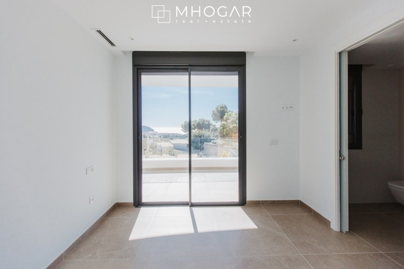 Moraira-Villa hermosa en venta